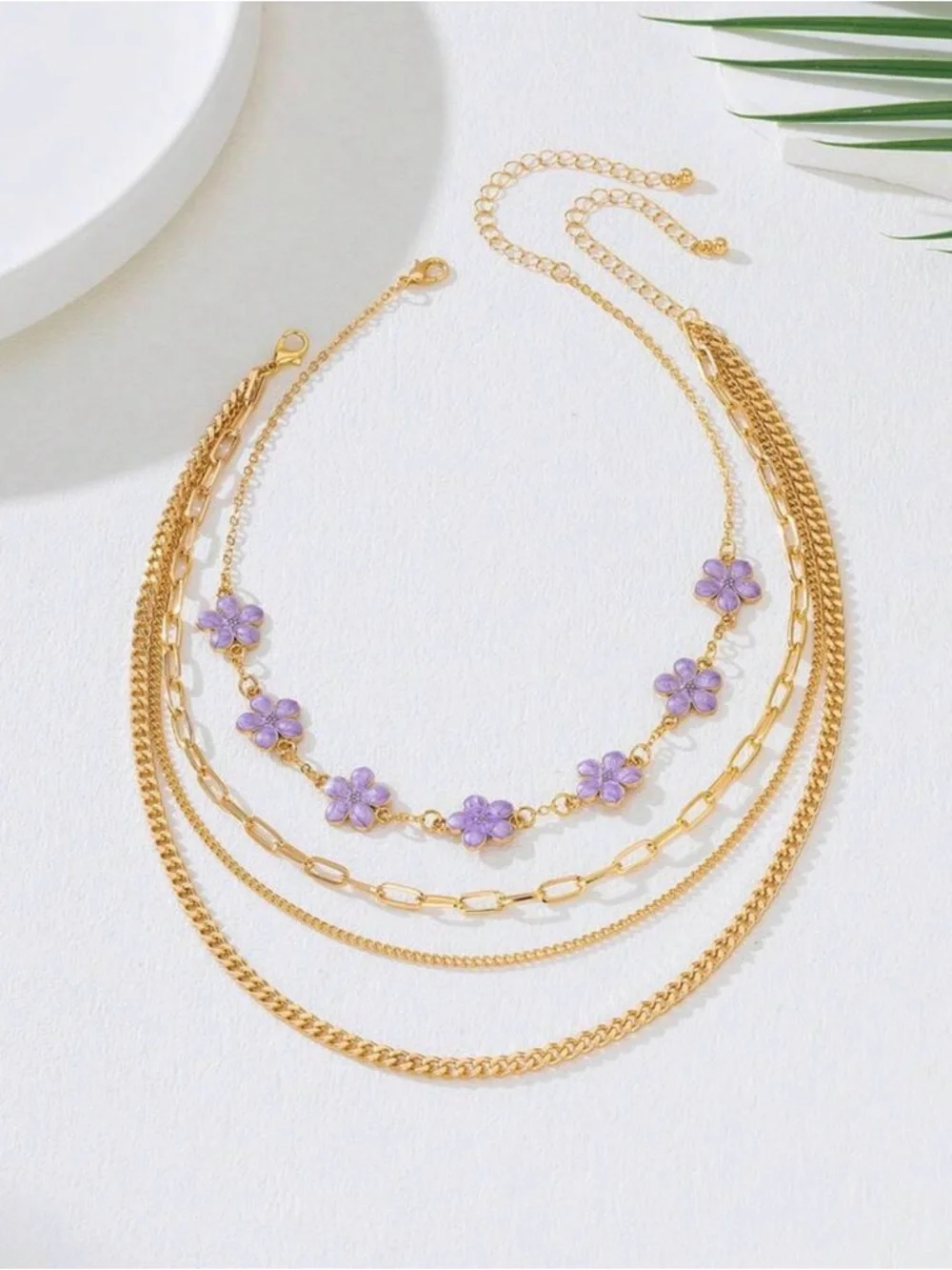 N/A elegant gold